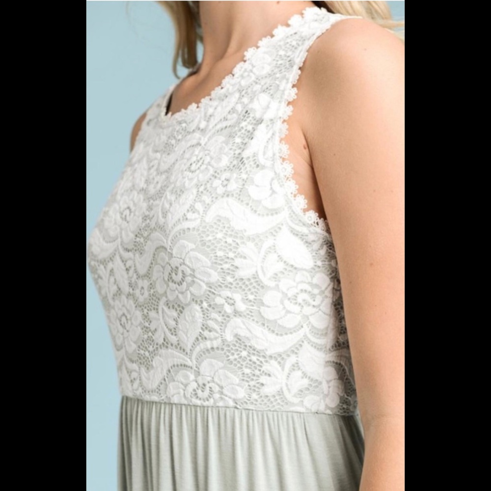 🍀Only 1 Left🍀 Lace top maxi dress - Picture 2 of 3
